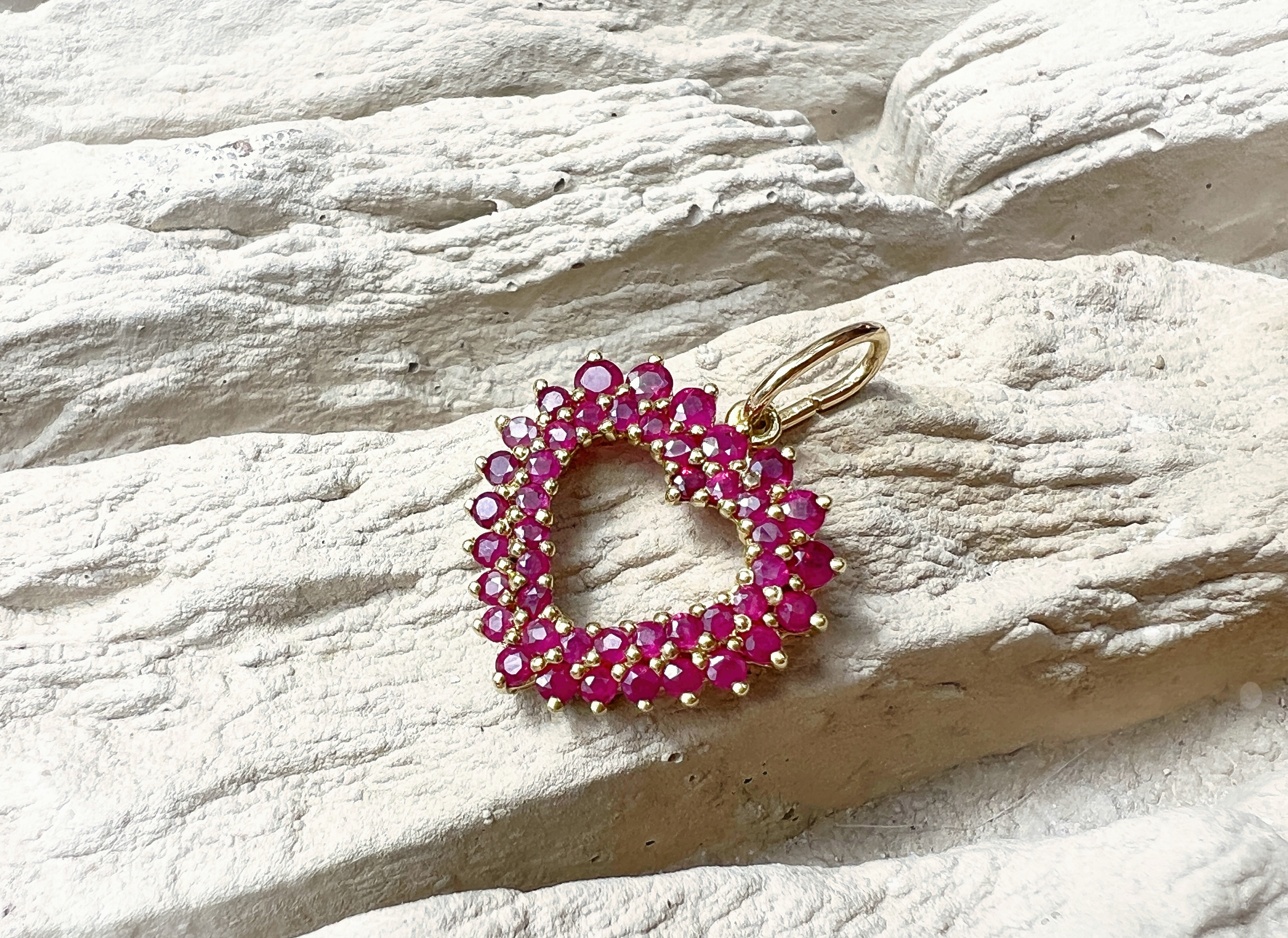 HERZ Anhänger  "Rubinlicht" – 750er Gold - Symbol der Liebe - UNIKAT