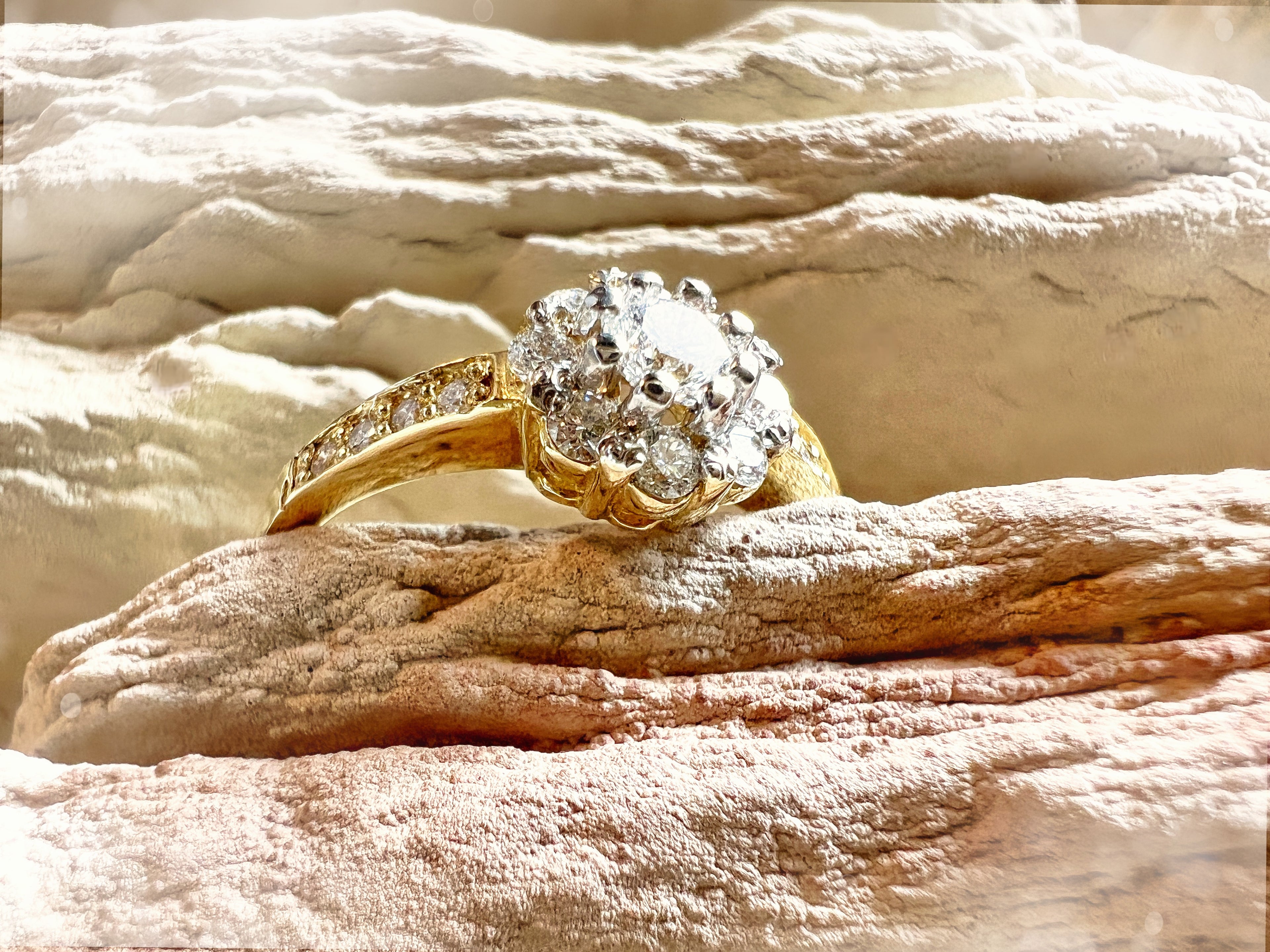 Luxus Diamondring / Verlobungsring „Flower-Power“  – 585er Gold - Nr. 53 (13)