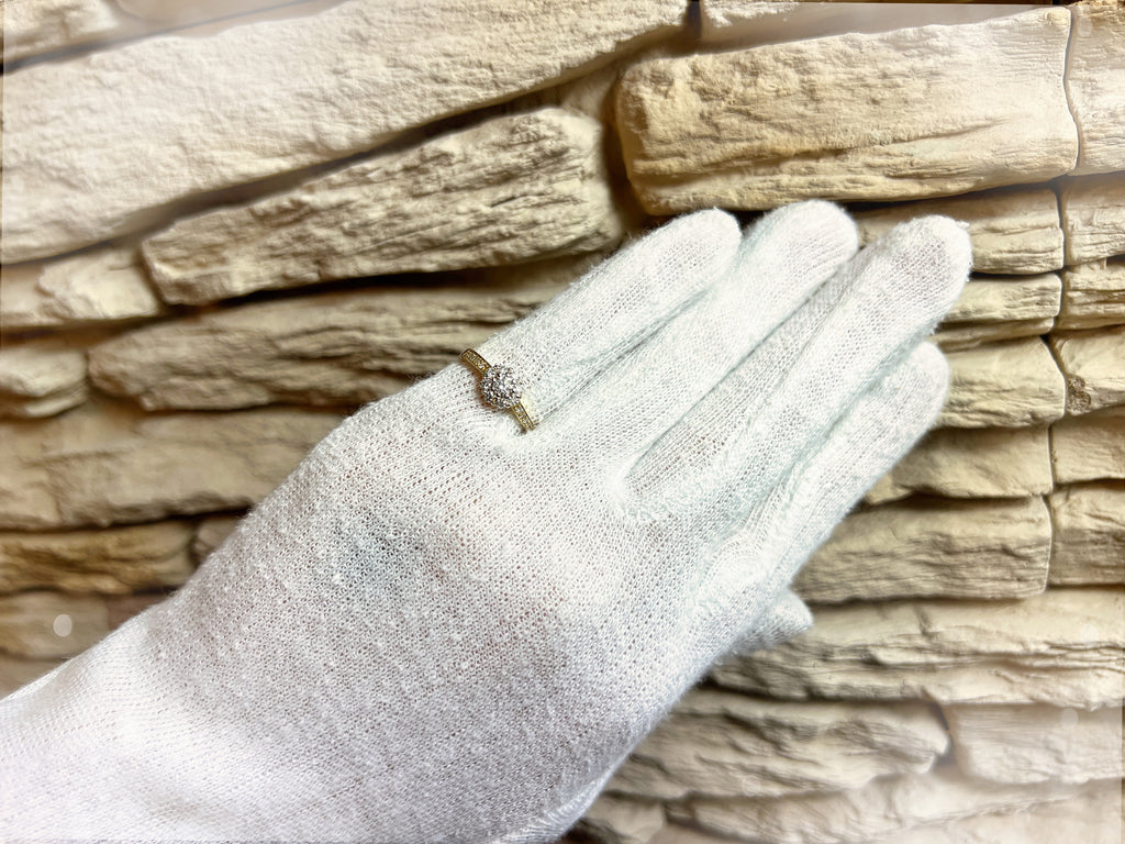 Luxus Diamondring / Verlobungsring „Flower-Power“  – 585er Gold - Nr. 53 (13)