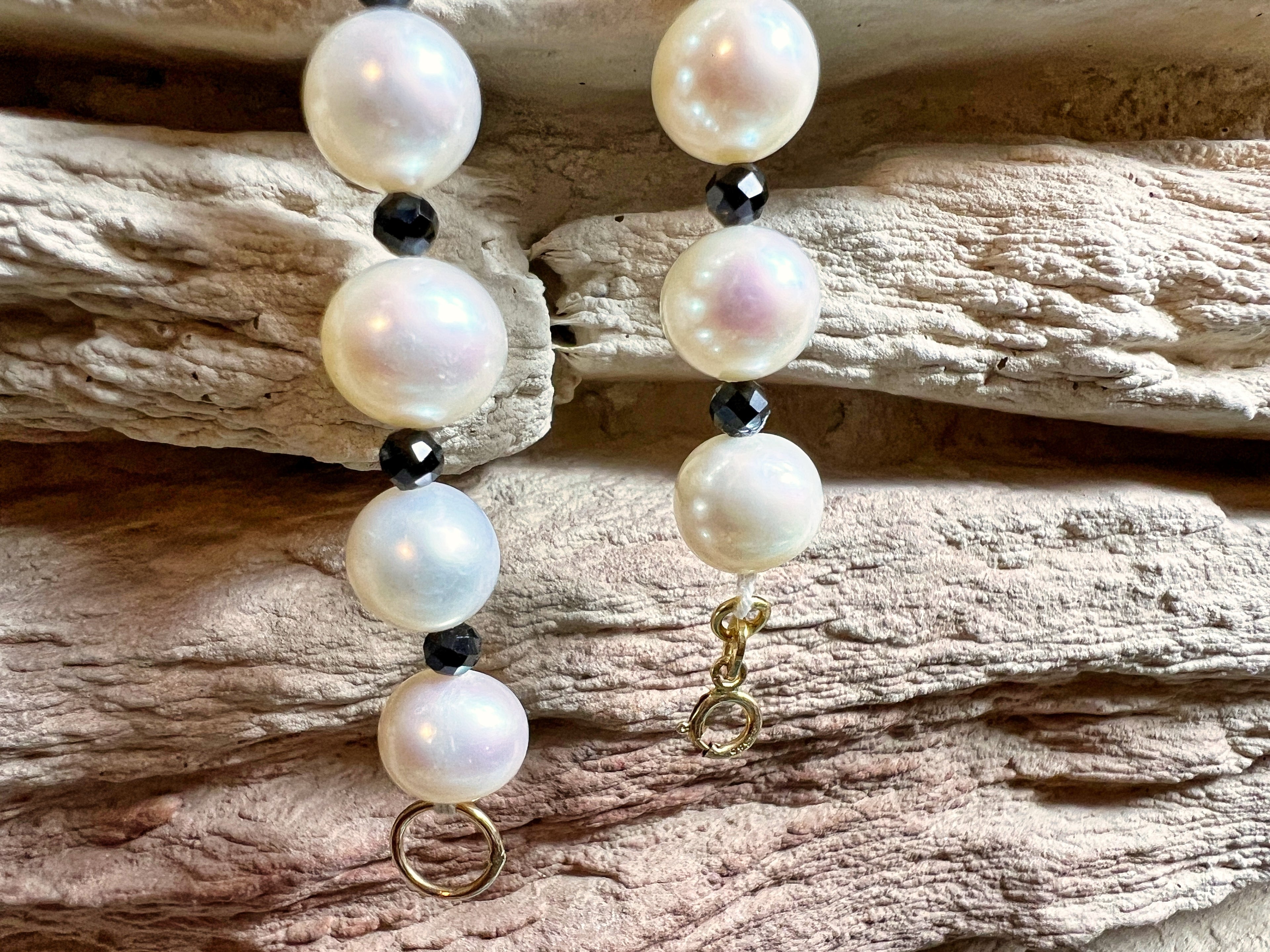 585er Gold-Armband Süßwasser Zuchtperlen & Spinell - 21 cm - UNIKAT