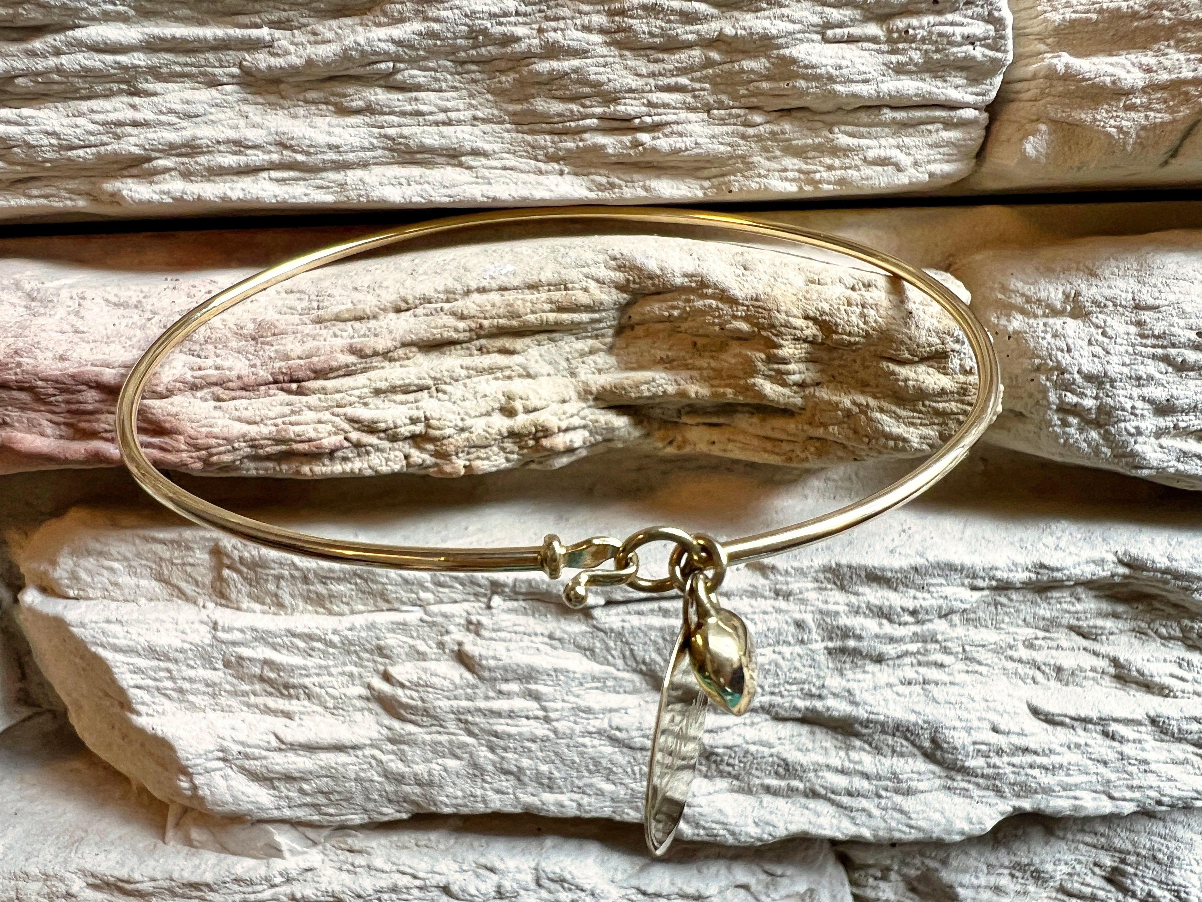 Armreif/Armspange aus 585er Gold - LOVE - 6x5 cm - UNIKAT