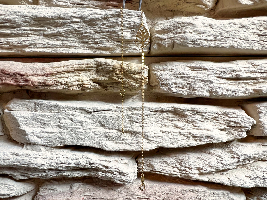 Feines Goldarmband aus 333er Gold - Anhänger Blatt - 17+19 cm