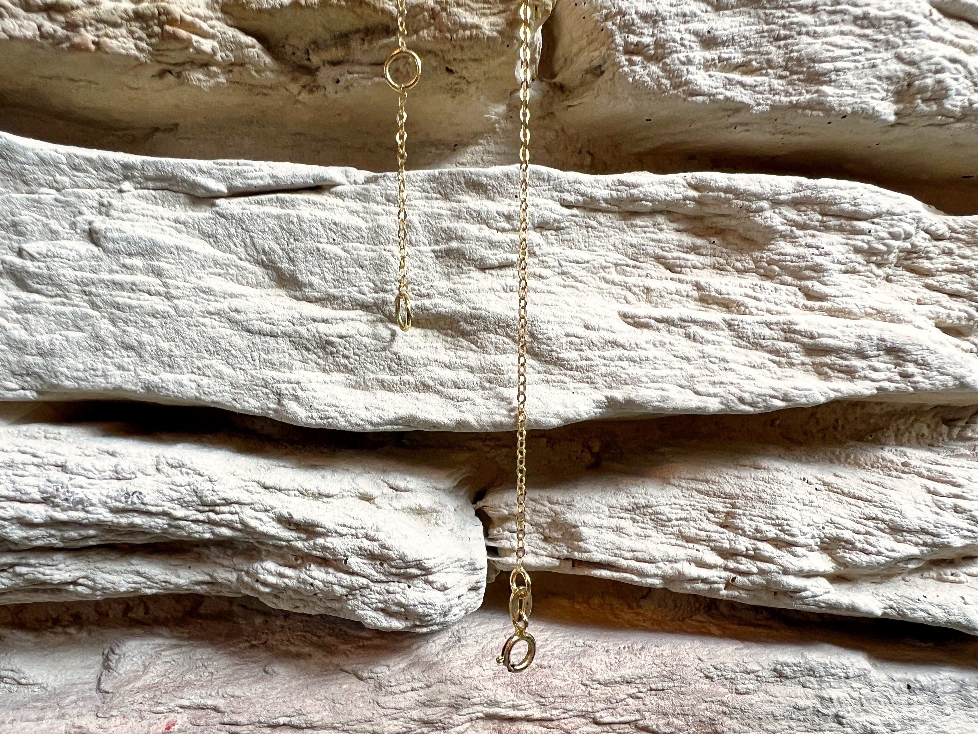 Feines Goldarmband aus 333er Gold - Anhänger Blatt - 17+19 cm