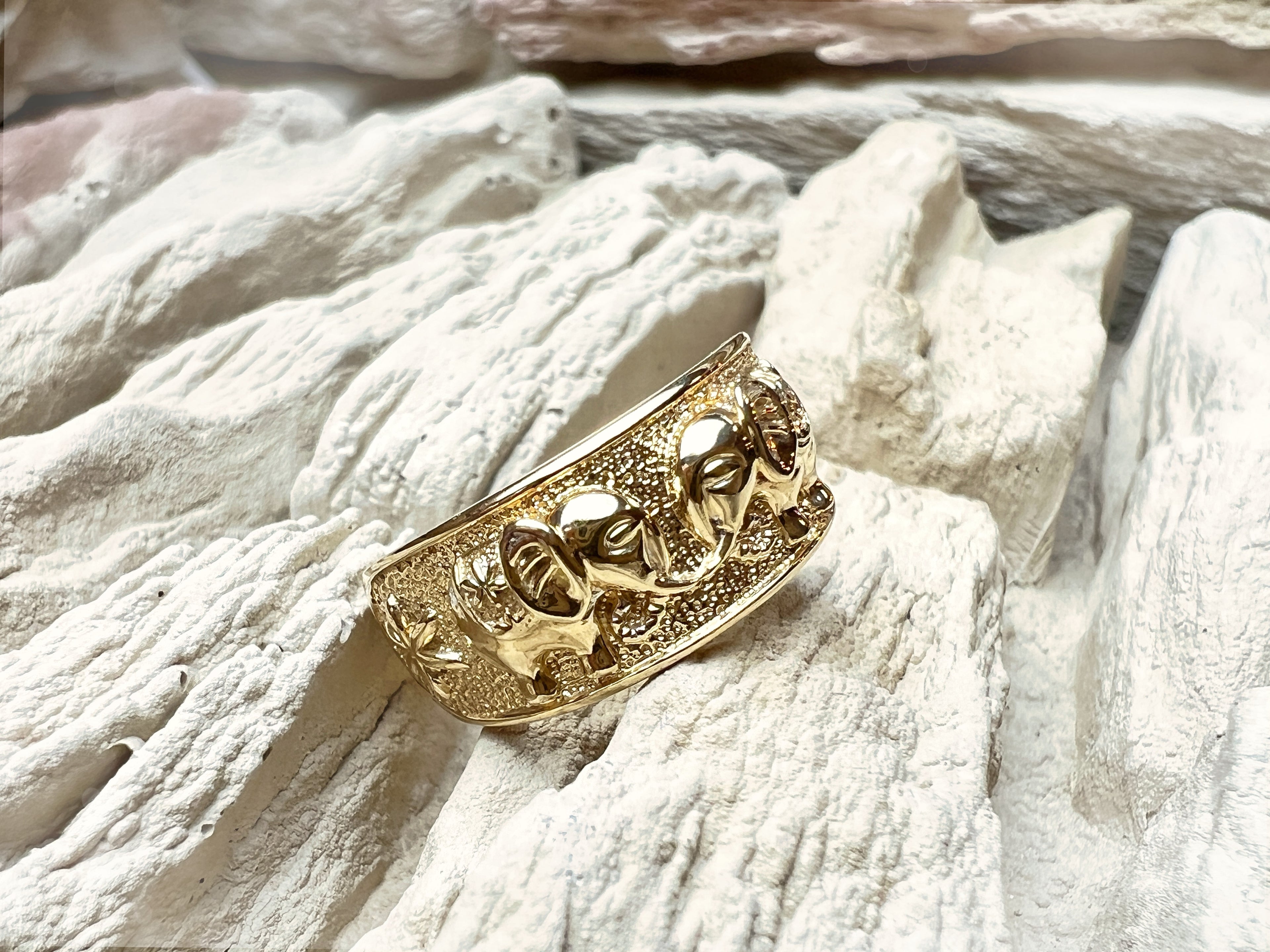 Elefant-Ring aus 585er Gold mit schöner Symbolik – Nr. 59-60 (19-20)