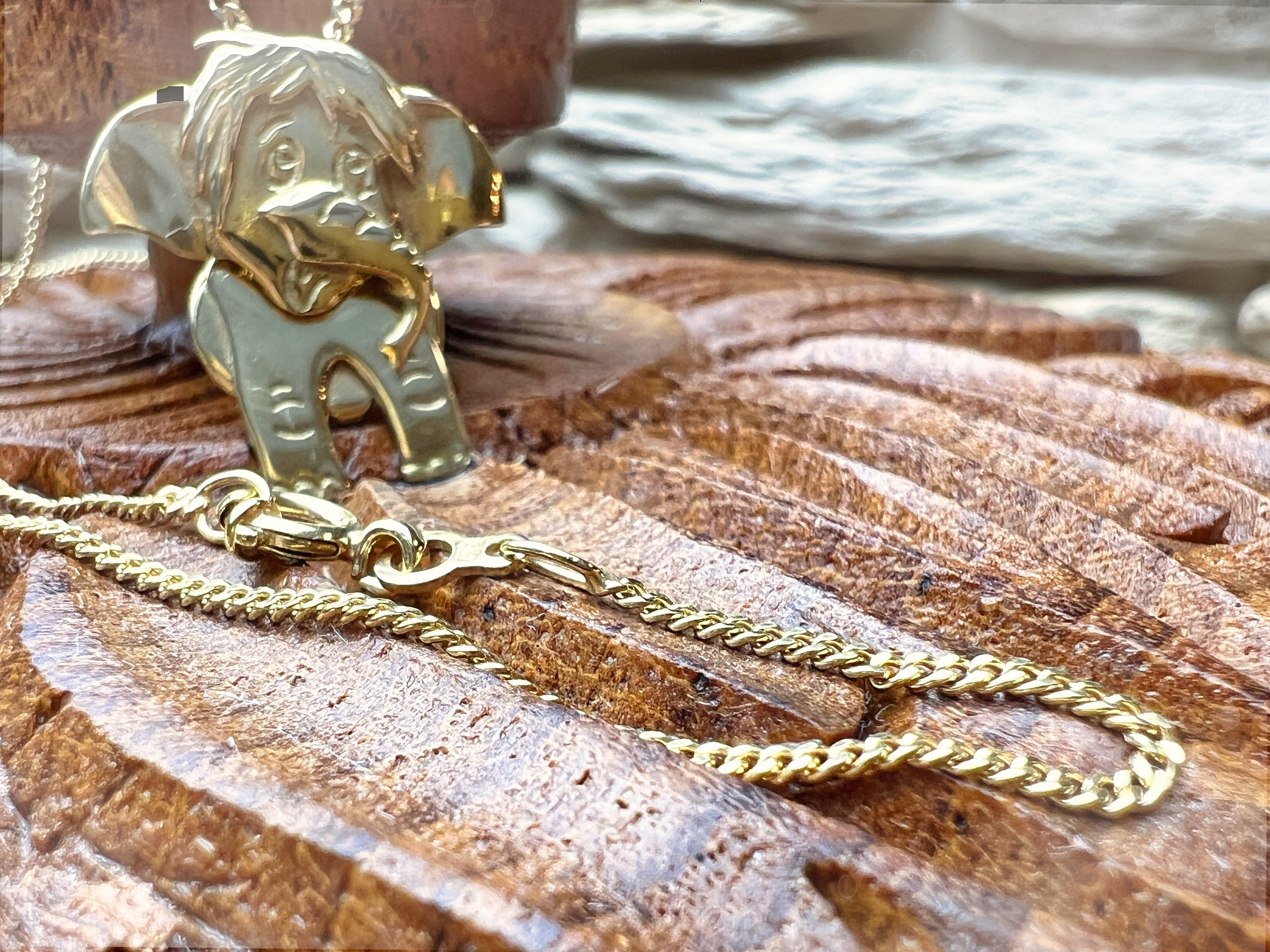 DUMBO-Halskette aus 750er Gold mit schöner Symbolik – Länge: 50 cm