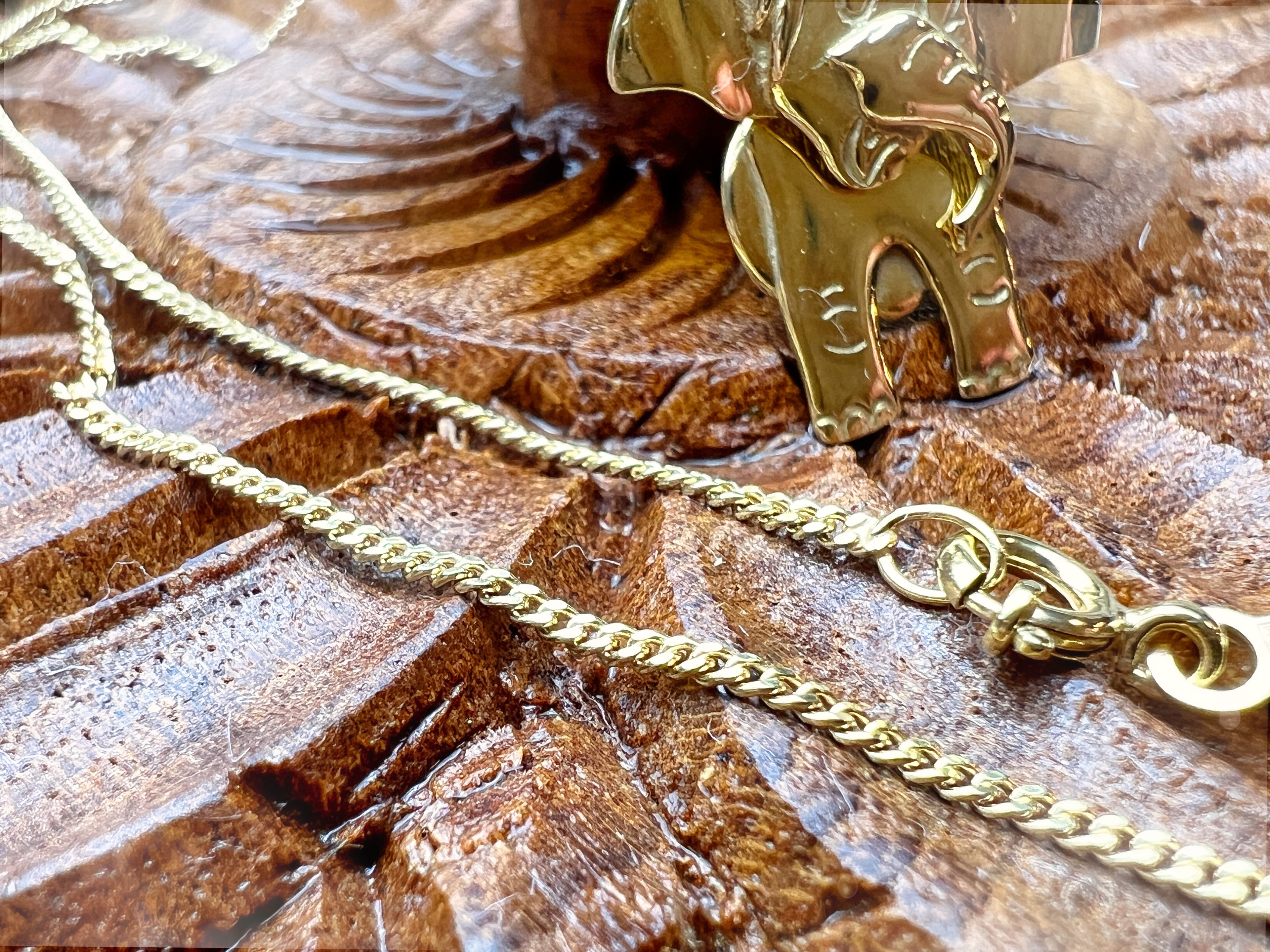 DUMBO-Halskette aus 750er Gold mit schöner Symbolik – Länge: 50 cm