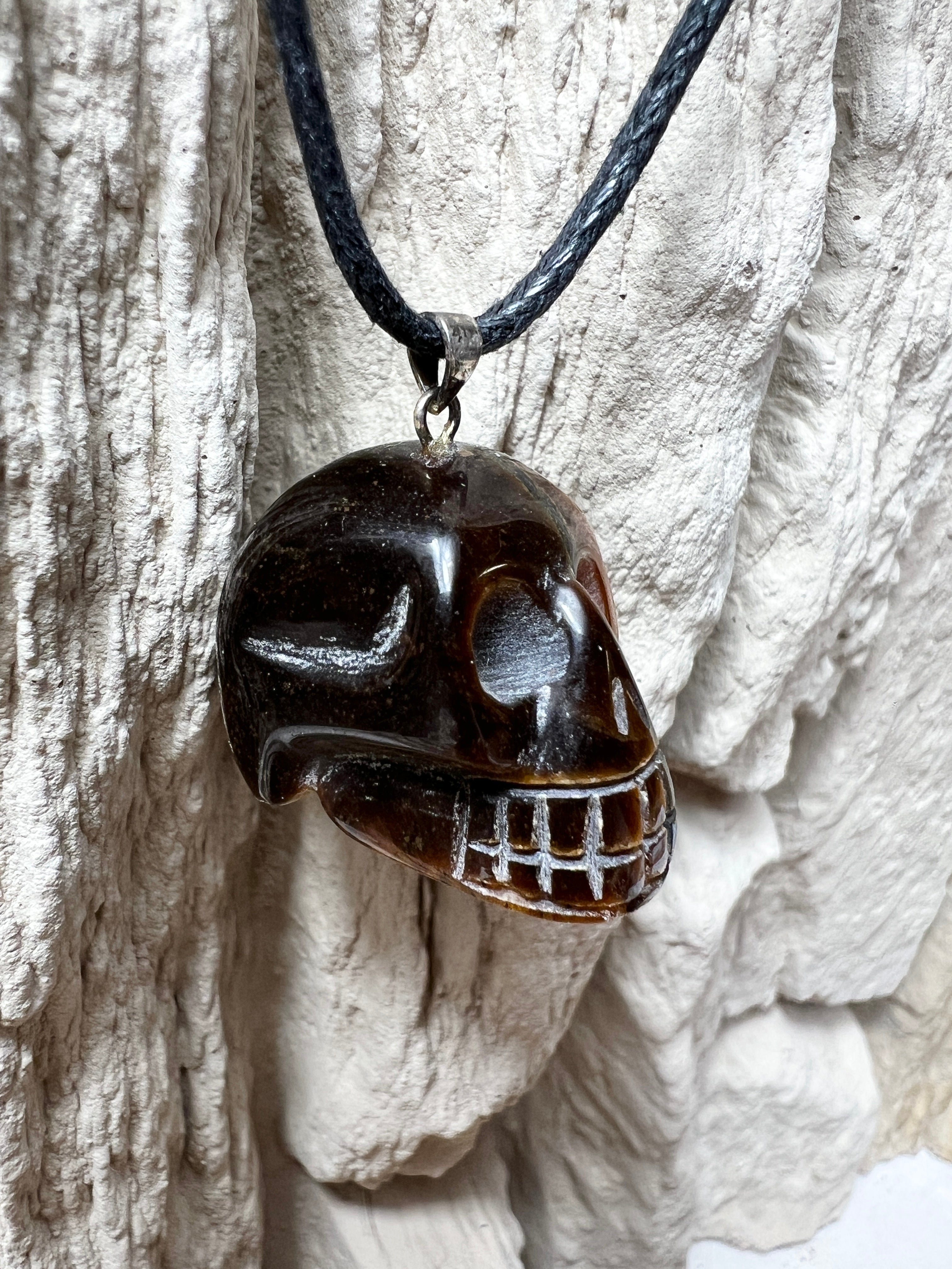 Halsband/Halskette Totenkopf 925er Sterling Silber – Tigerauge