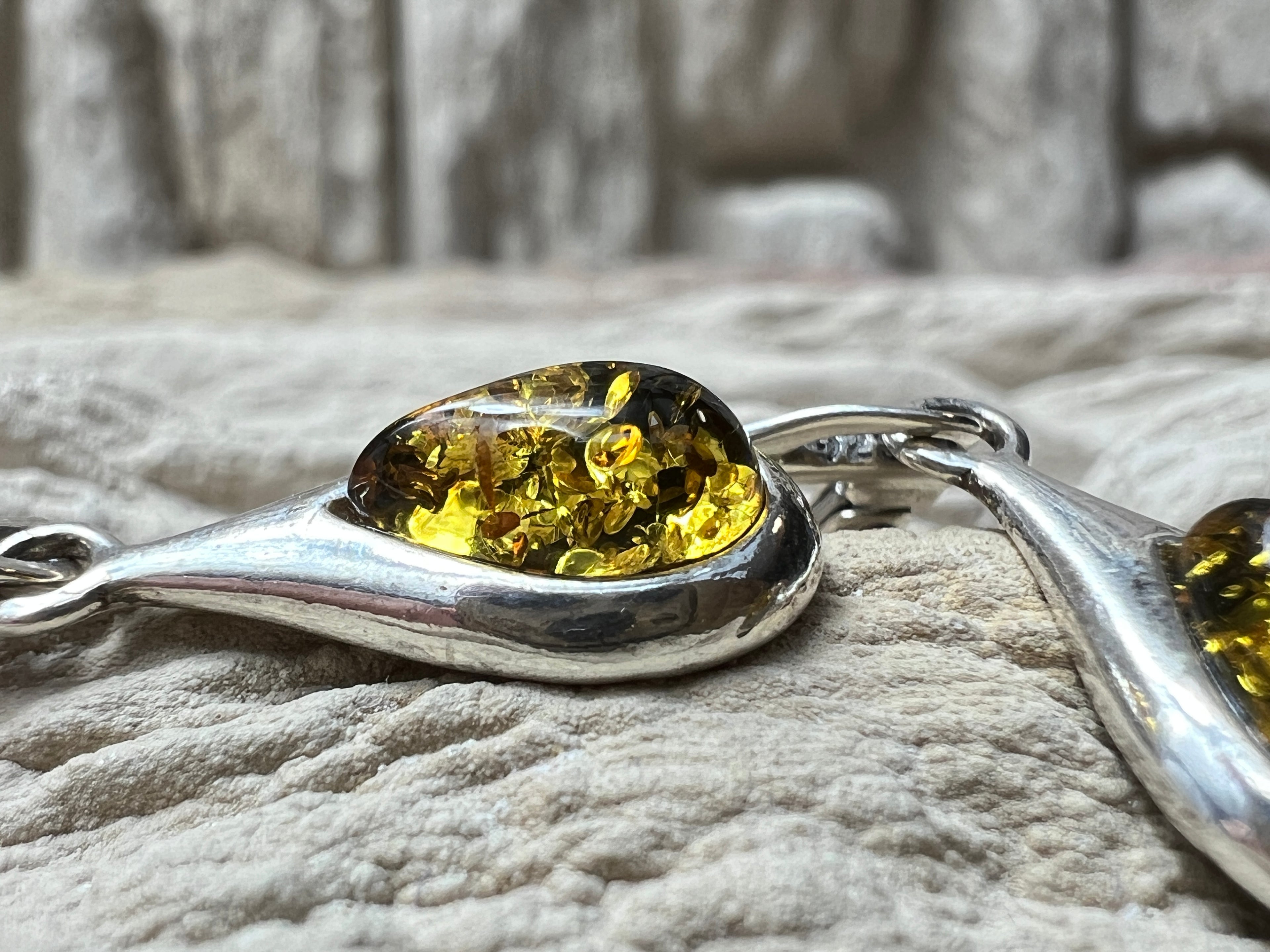 925er Sterling Silber Ohrringe Tropfen - grüner Naturbernstein - UNIKAT