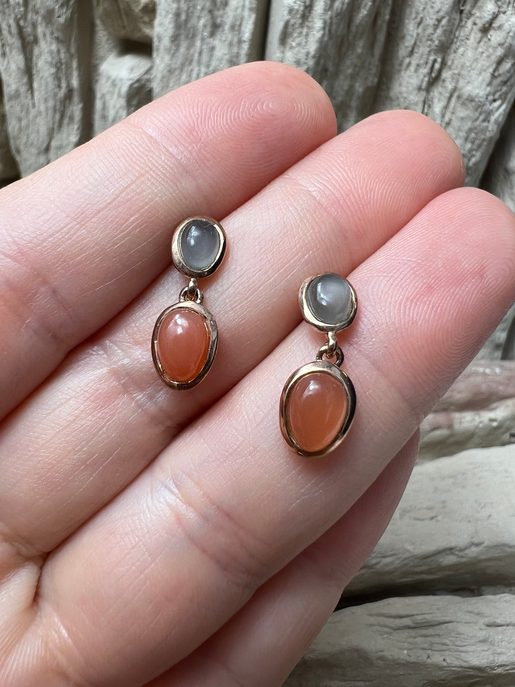 Rosé-vergoldete 925er Sterling Silber Ohrhänger - Mondstein & Karneol - UNIKAT