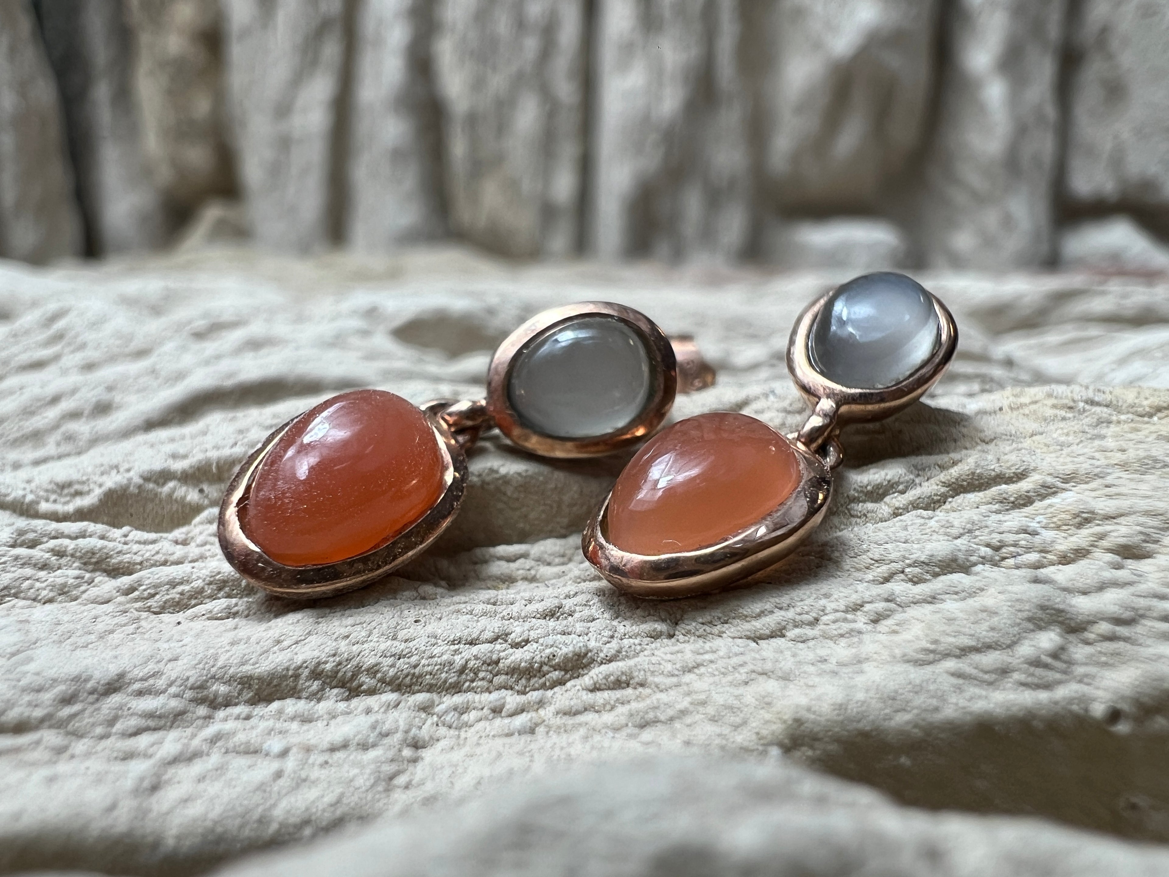 Rosé-vergoldete 925er Sterling Silber Ohrhänger - Mondstein & Karneol - UNIKAT