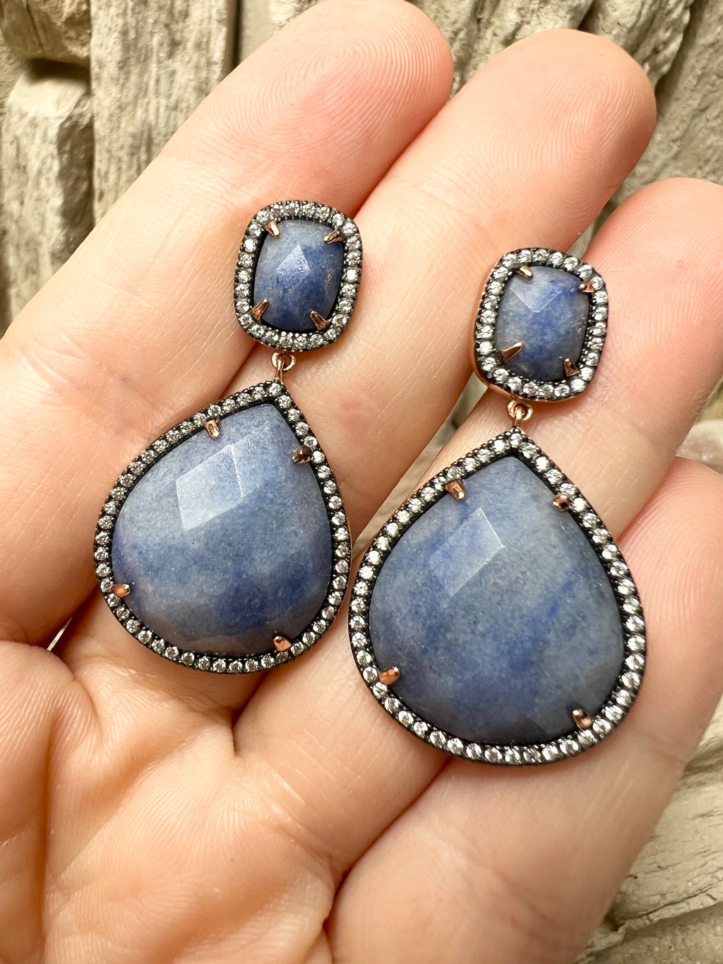 Rosé-vergoldete 925er Sterling Silber Ohrhänger - edler Sodalith- UNIKAT