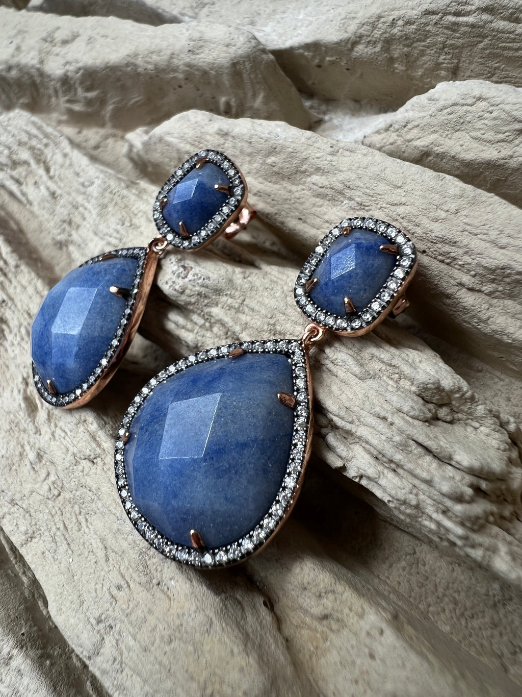 Rosé-vergoldete 925er Sterling Silber Ohrhänger - edler Sodalith- UNIKAT