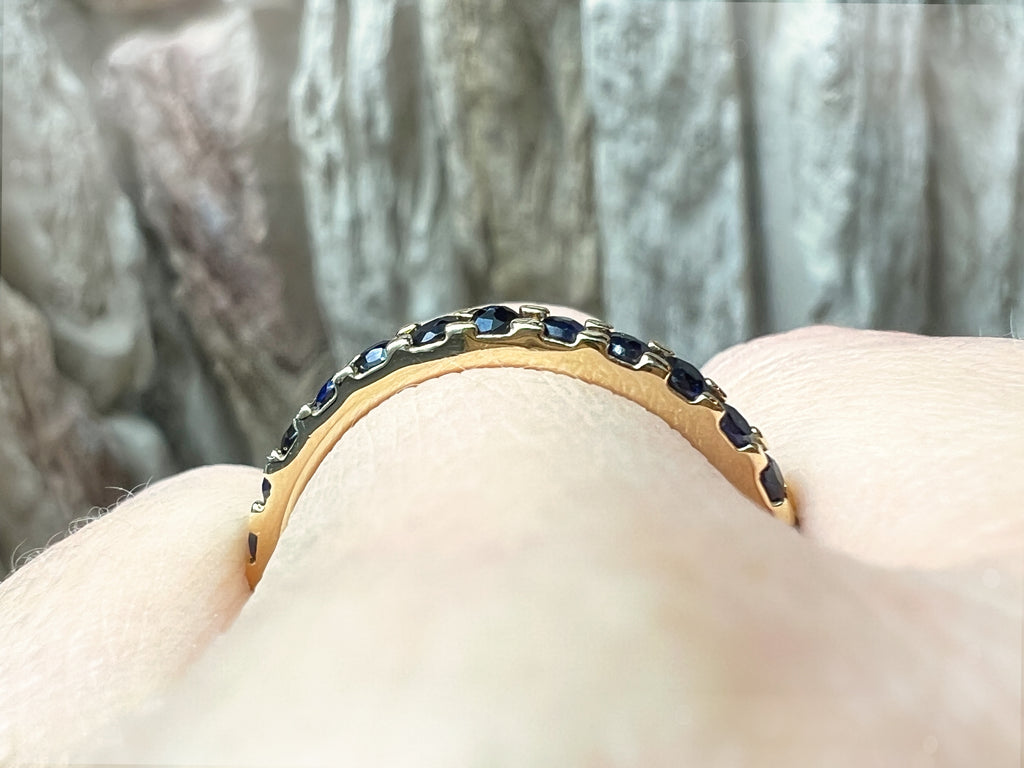 Memory-Ring aus 585er Gold mit funkelnden Saphiren – Nr. 59 (19)