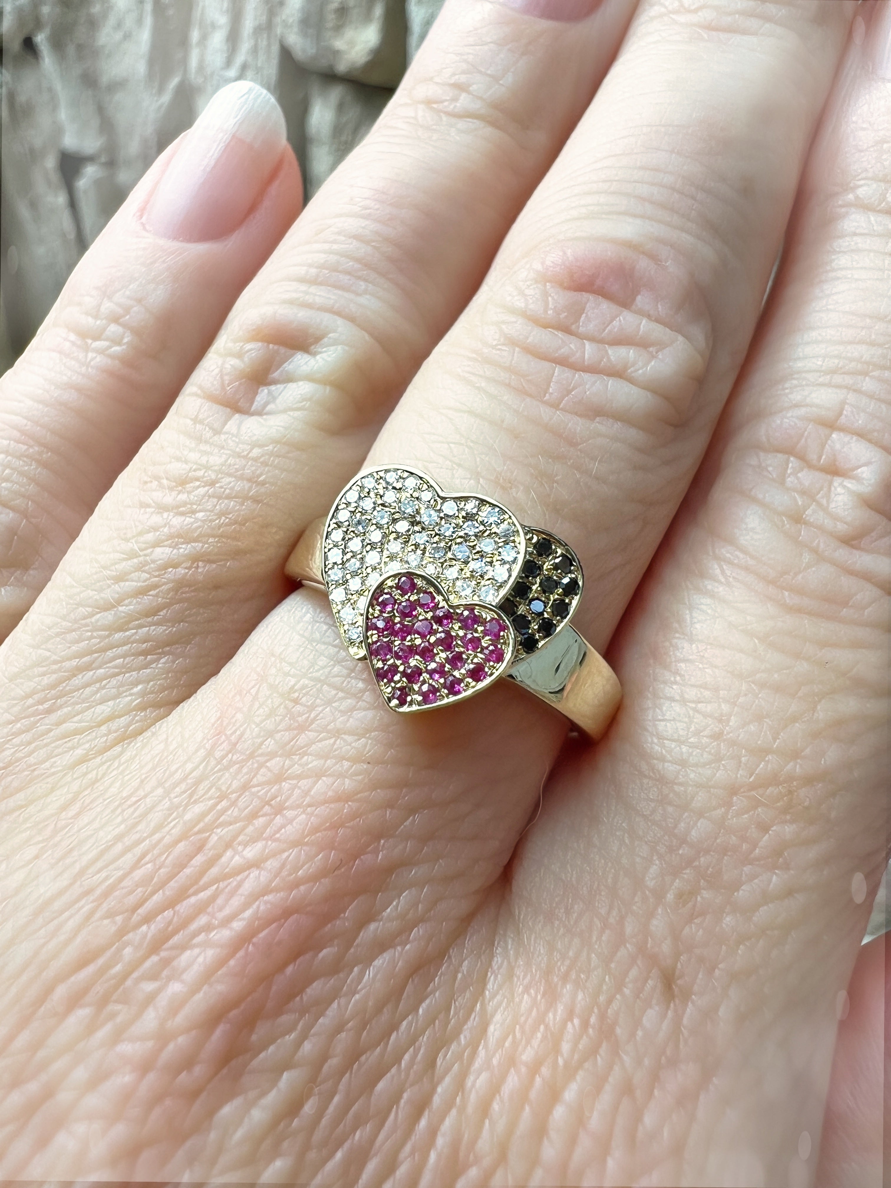 Herz-Ring aus 585er Gold mit Diamanten, Rubinen & Onyx – Nr. 58 (18)