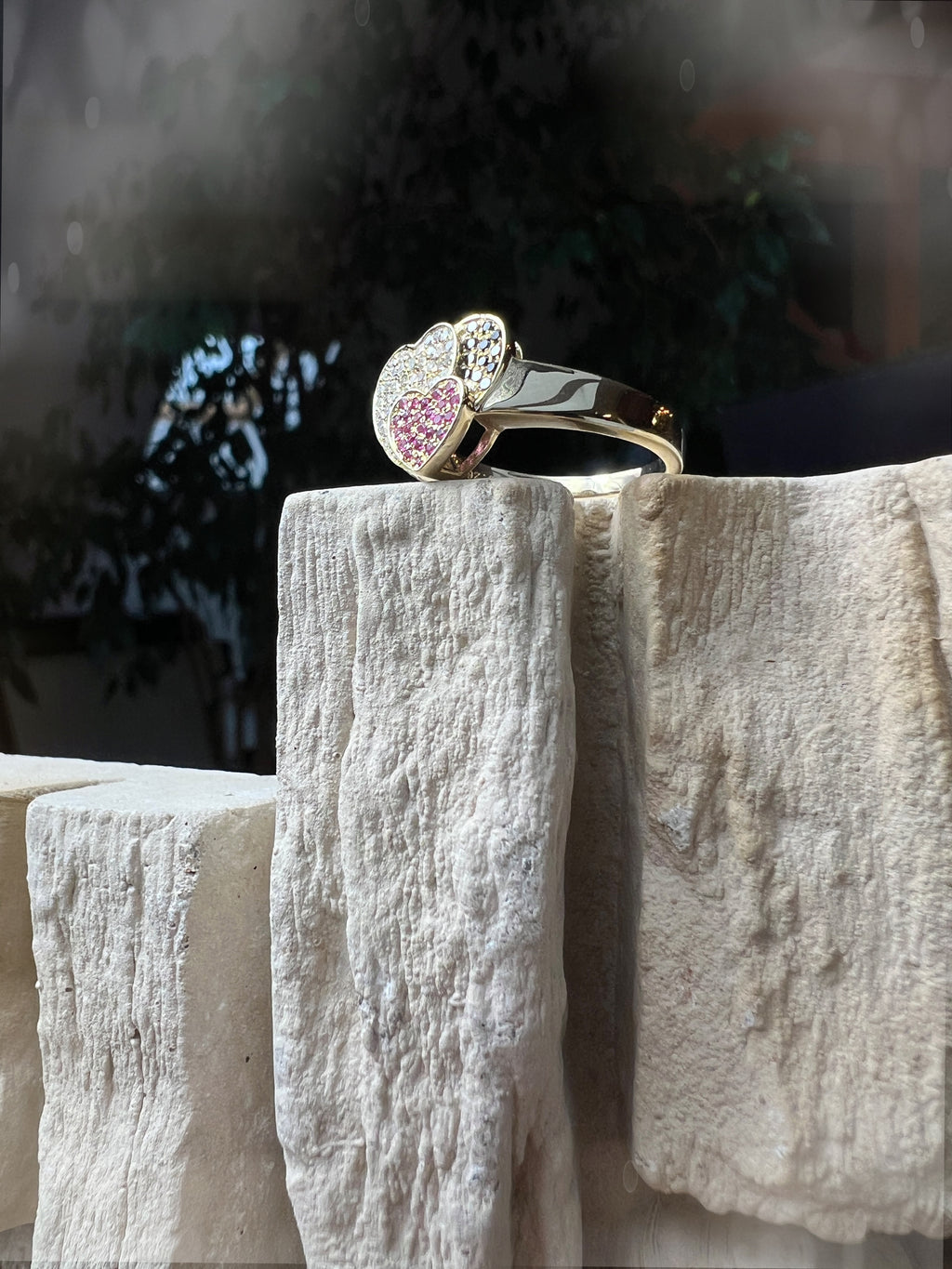 Herz-Ring aus 585er Gold mit Diamanten, Rubinen & Onyx – Nr. 58 (18)