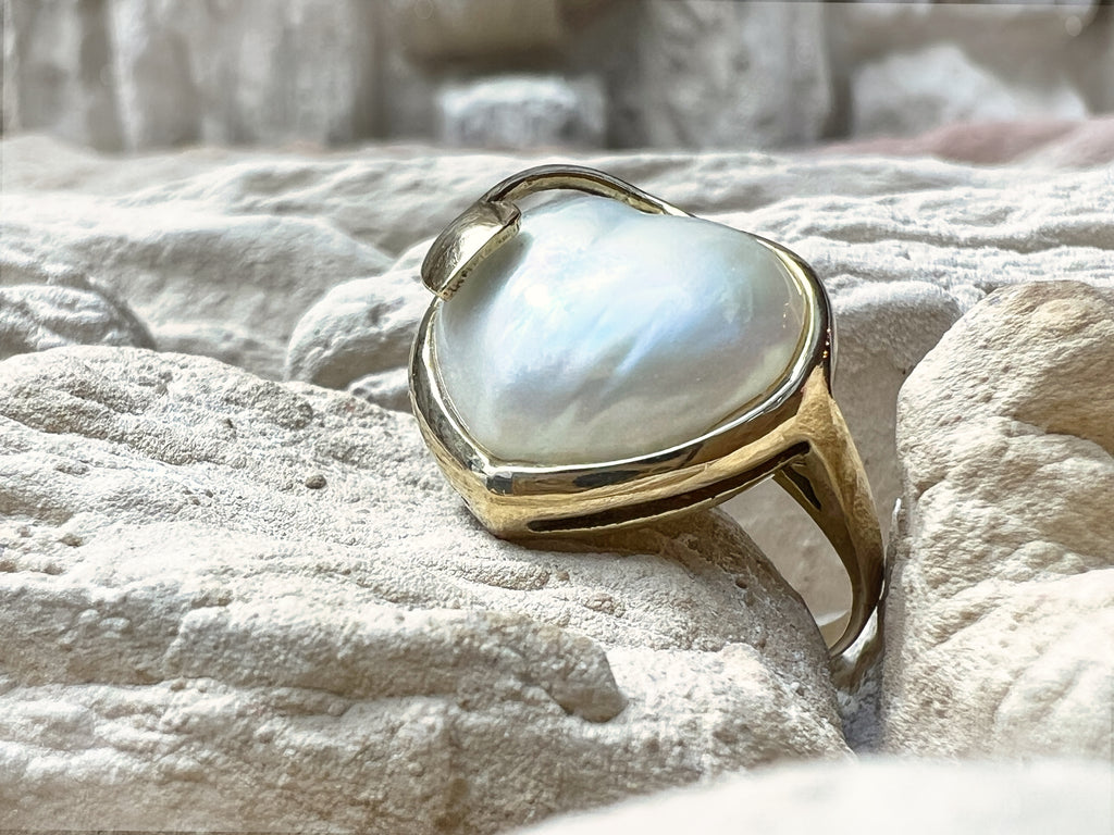 Herz-Ring aus 333er Gold mit schimmerndem Perlmutt – Nr. 53 (13)