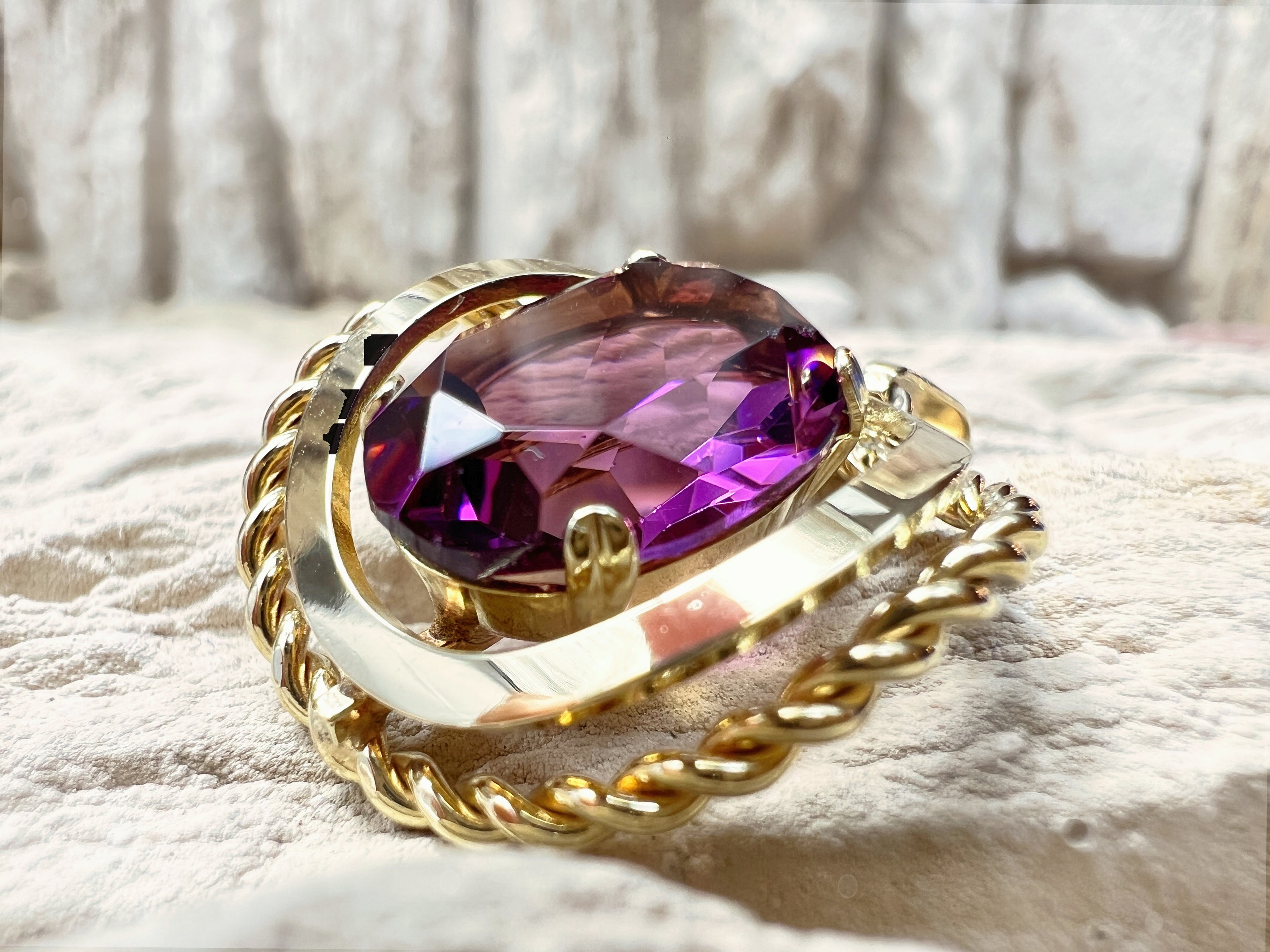 VINTAGE/MODERN Amethyst-Anhänger aus 333er Gold - Amethyst – Kraft, Eleganz & innere Ruhe