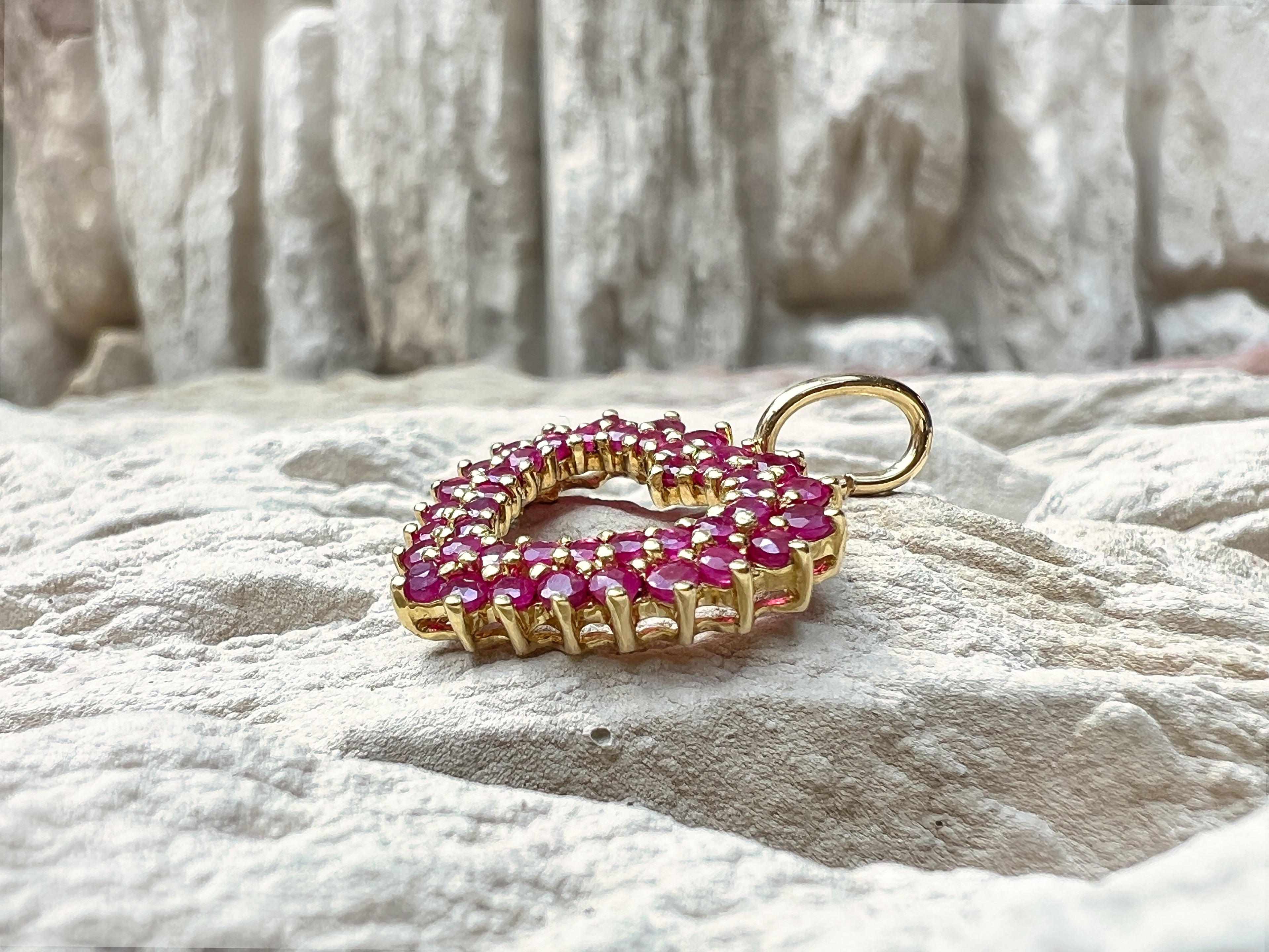 HERZ Anhänger  "Rubinlicht" – 750er Gold - Symbol der Liebe - UNIKAT