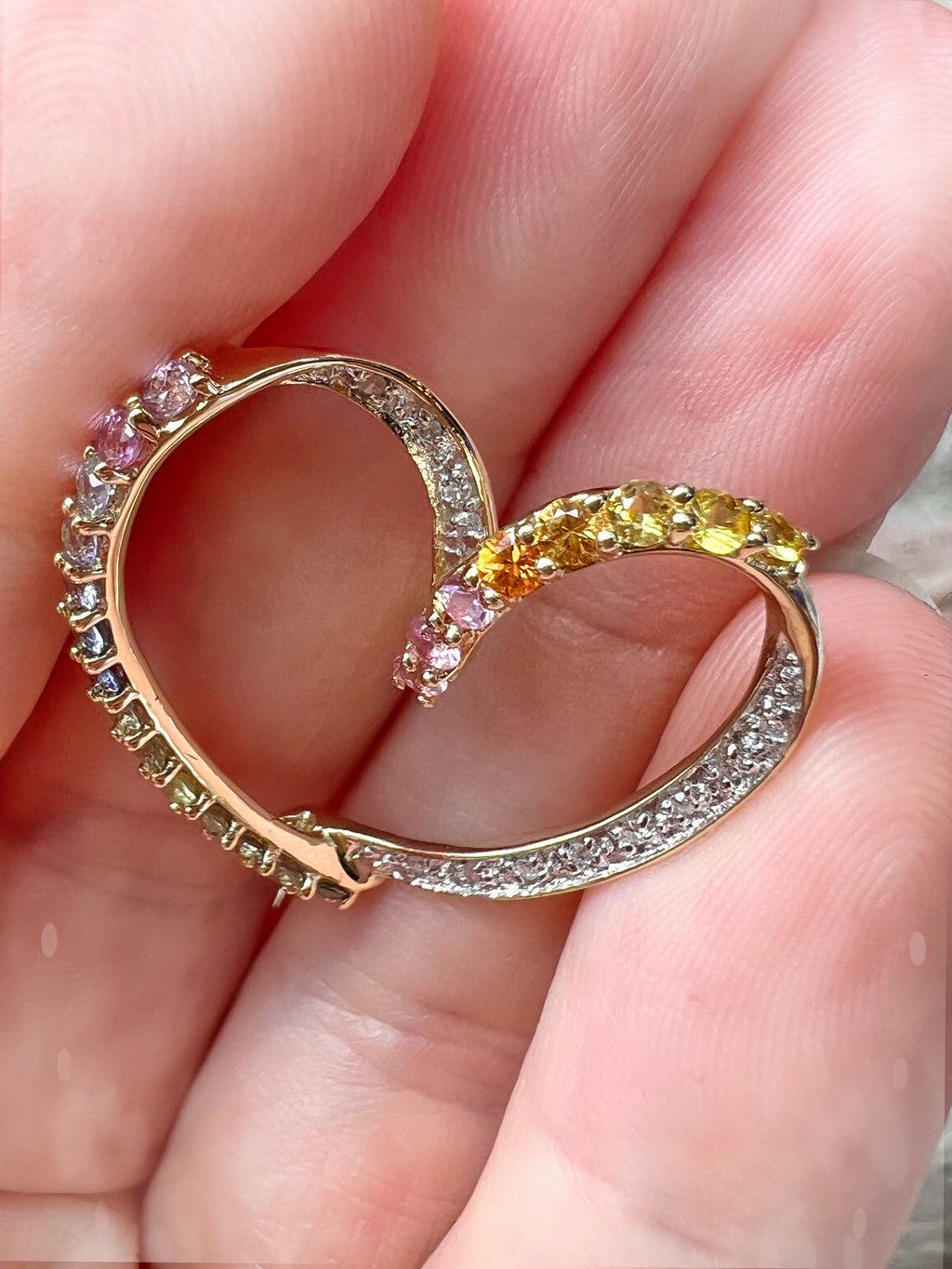 HERZ Anhänger aus 585er Gold - Diamanten & Edelsteine – Kraft, Eleganz, Liebe