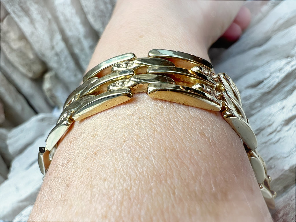 Massives 585er Goldarmband - Länge: 19 cm - Breite: 13 mm - Gewicht: 20,5 Gramm