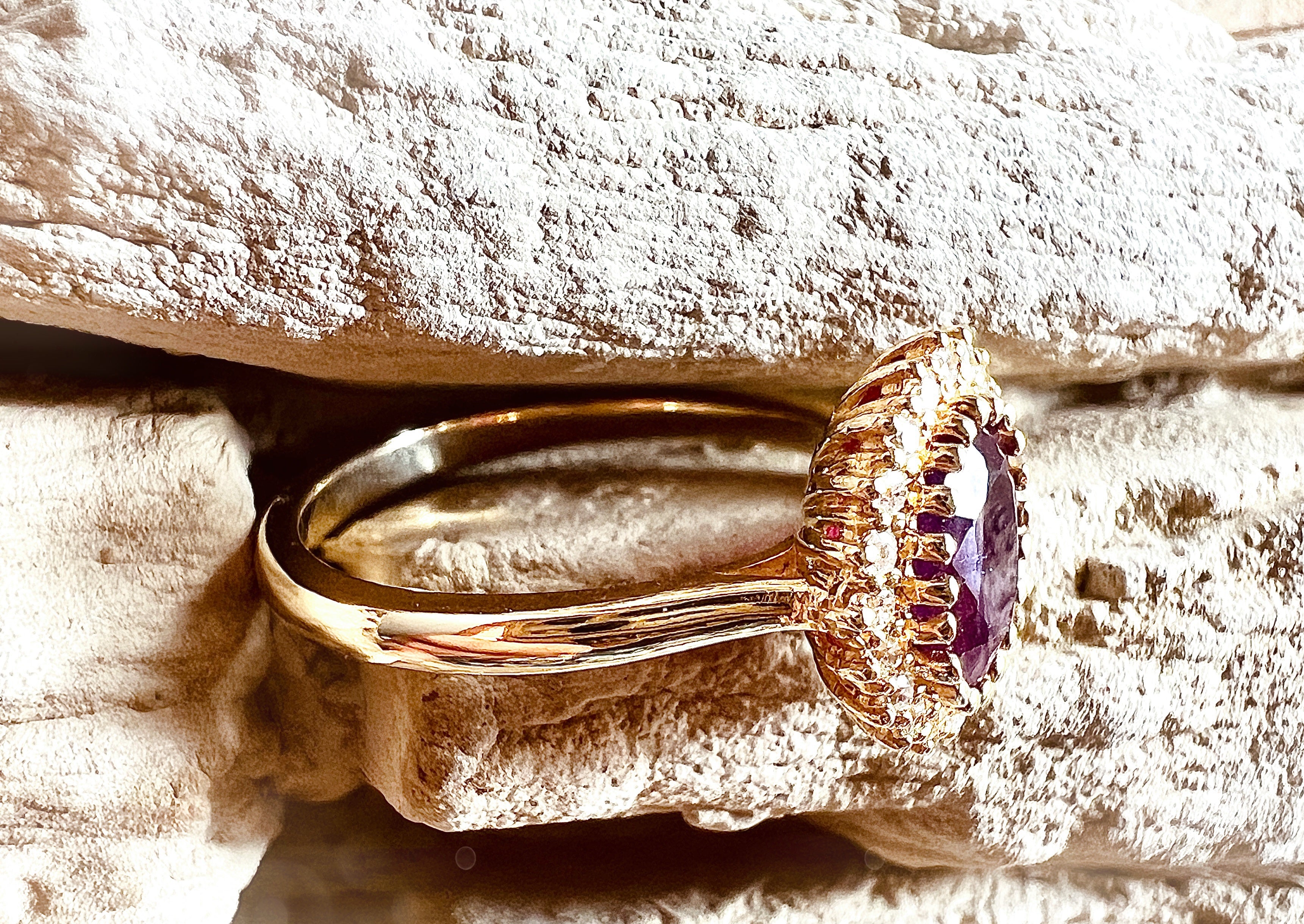 Luxus-Unikat Rubinring „Rubinfeuer“ – 585er Gelbgold mit Rubin & Diamanten