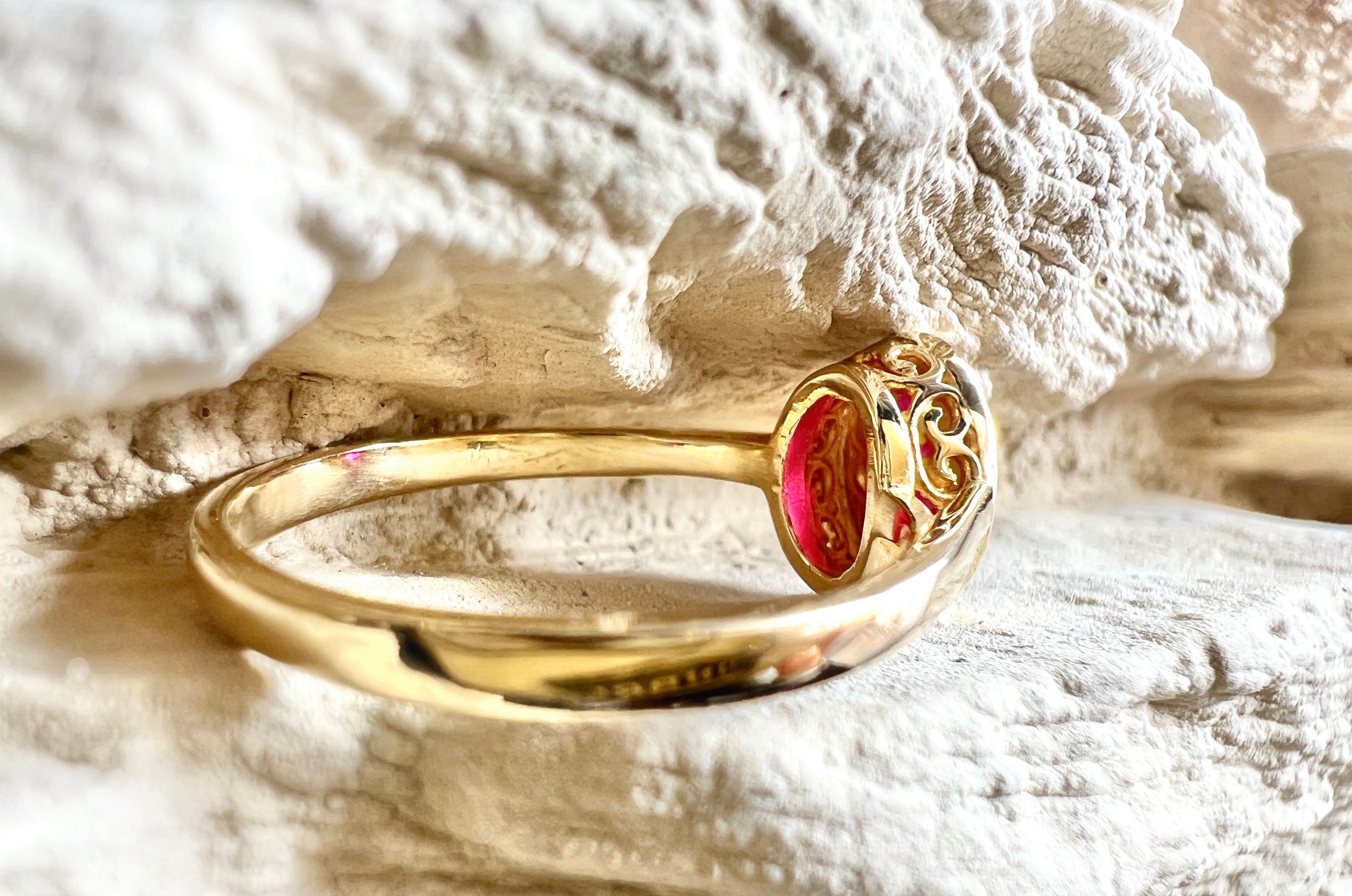 Luxus-Unikat Rubinring „Flower“ – 585er Gelbgold mit Rubin & Diamanten