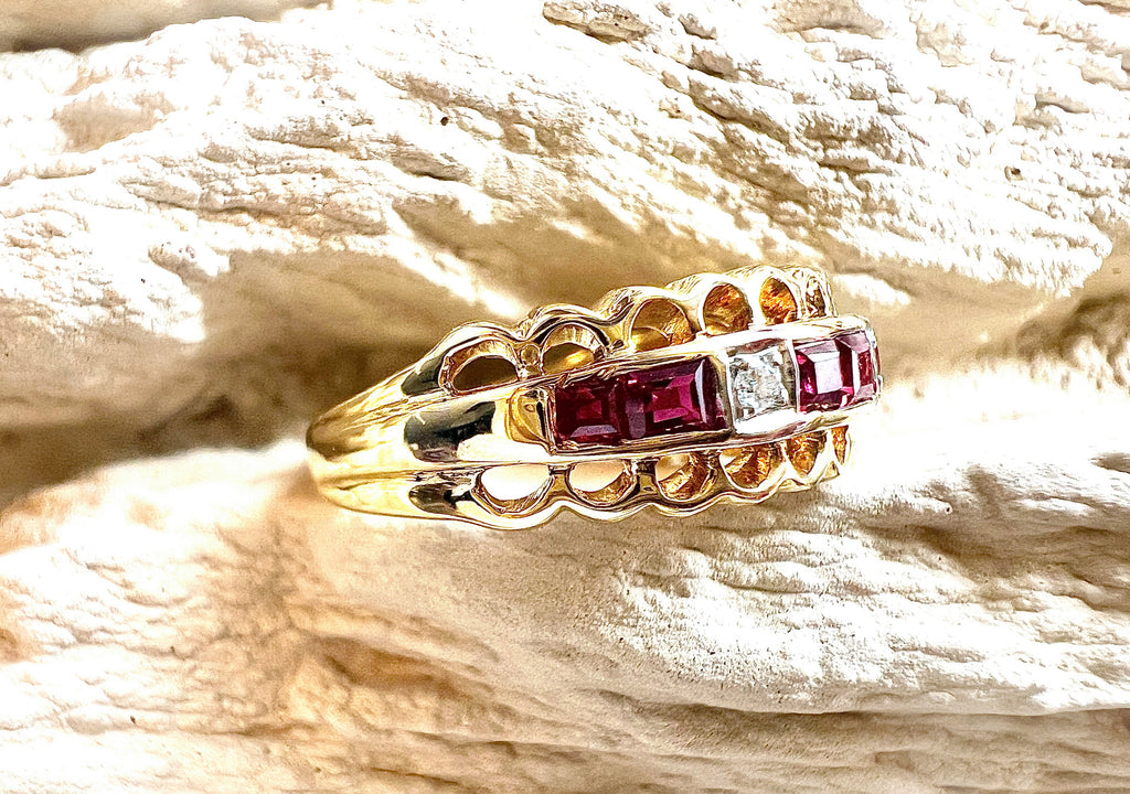 Luxus-Unikat Rubinring 585er Gelbgold mit Rubinen & Diamanten