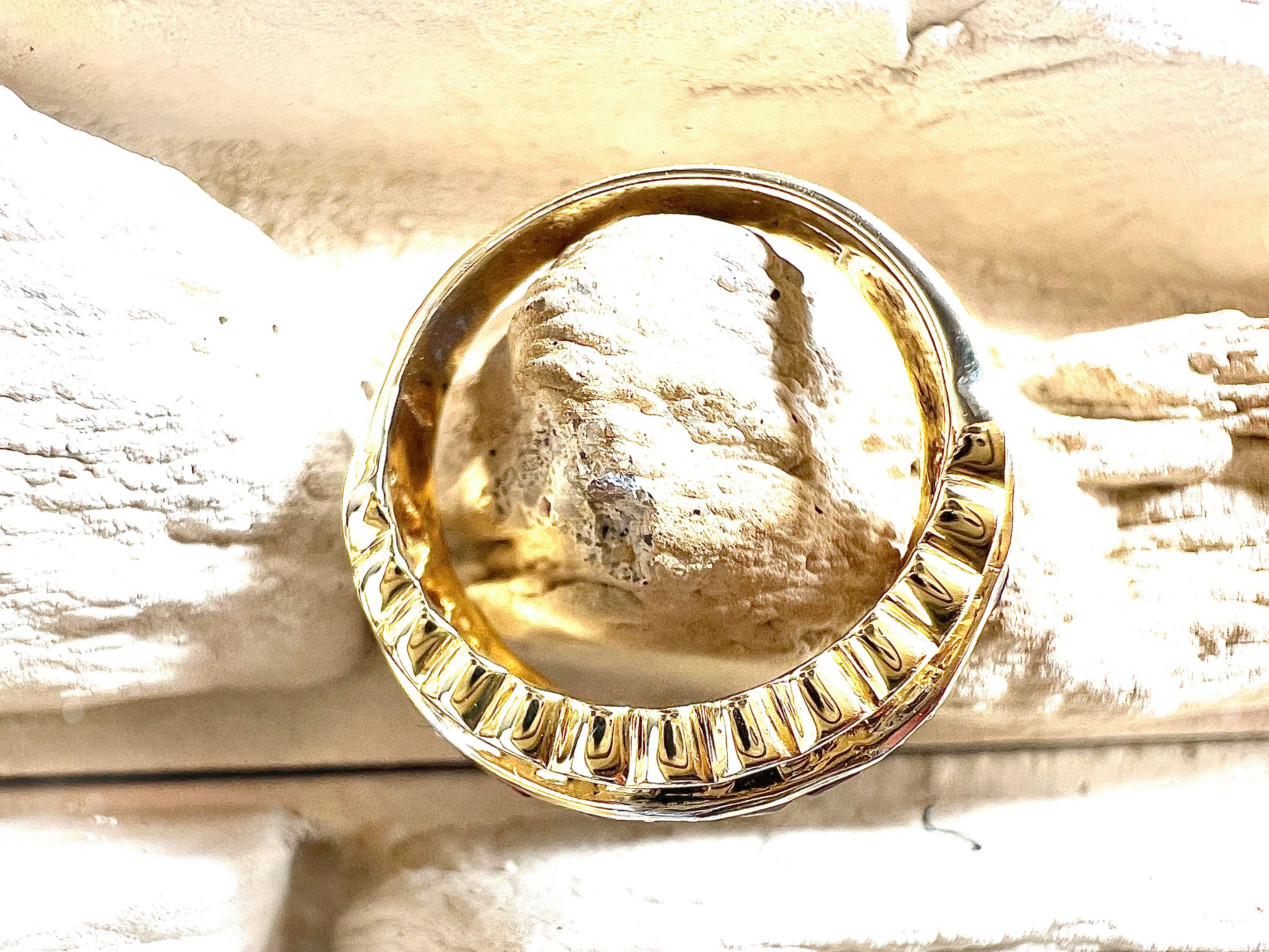 Luxus-Unikat Rubinring 585er Gelbgold mit Rubinen & Diamanten