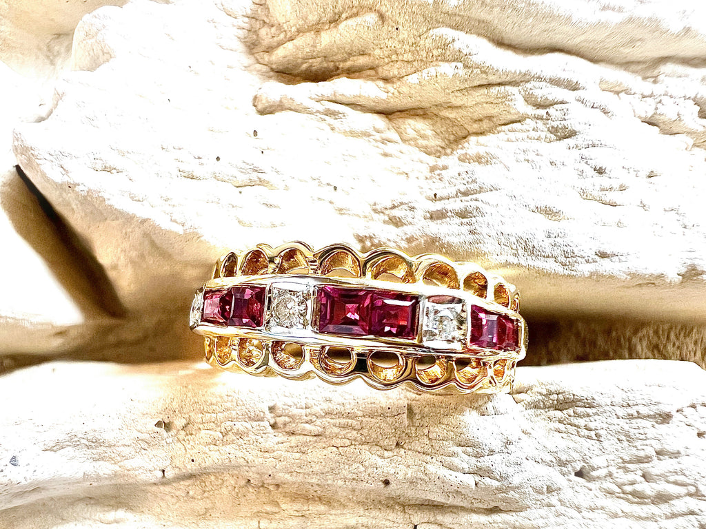 Luxus-Unikat Rubinring 585er Gelbgold mit Rubinen & Diamanten