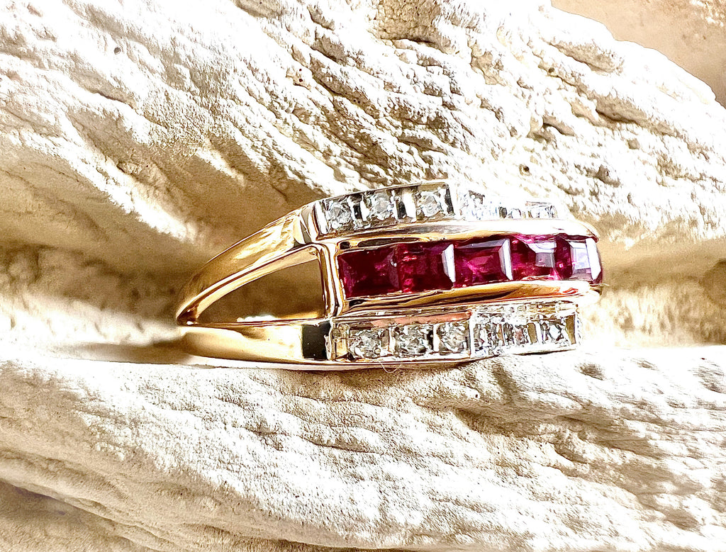 Luxus-Unikat Rubinring „Rubinlicht“ – 585er Gelbgold mit Rubinen & Diamanten
