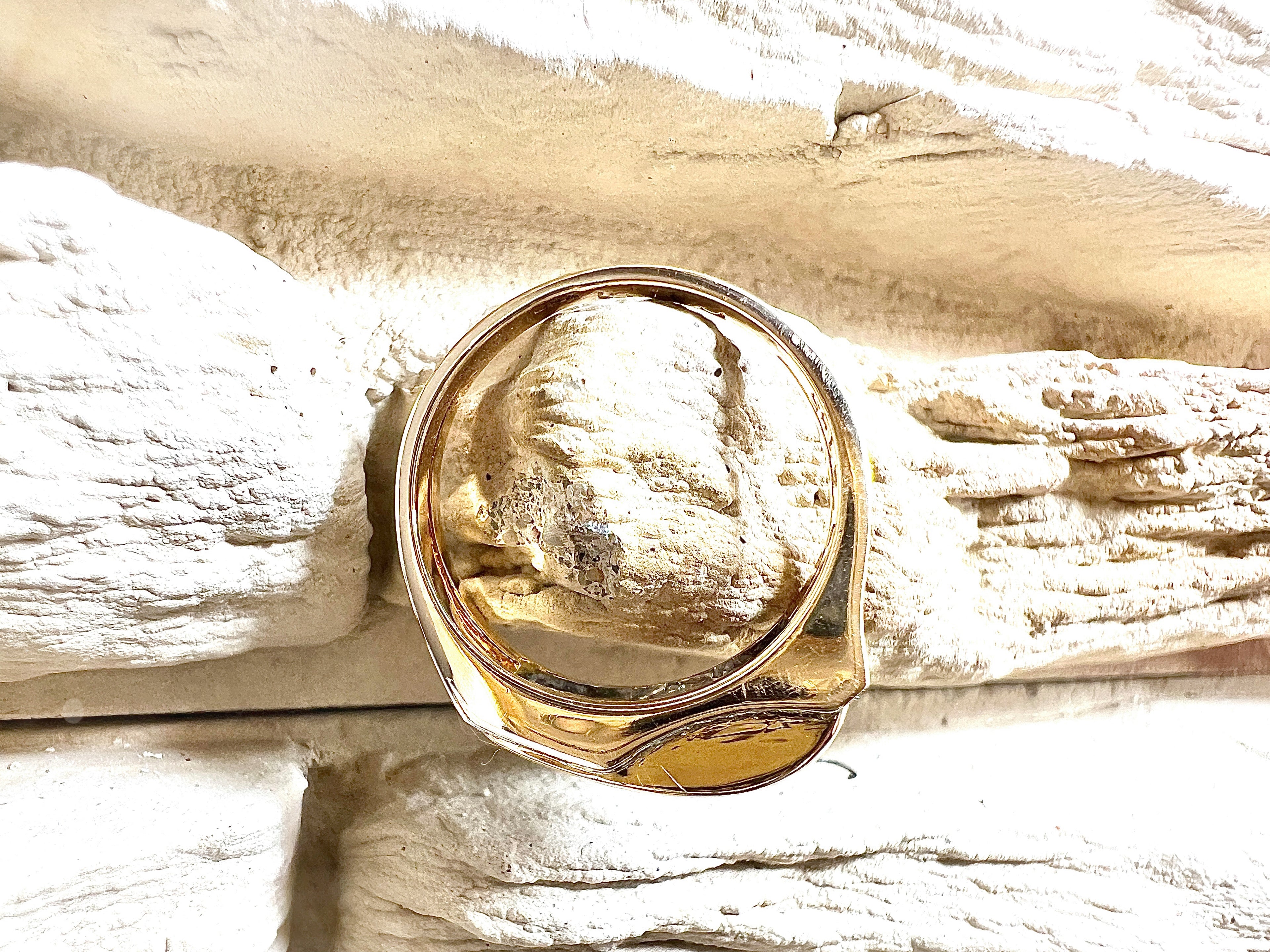 Luxus-Unikat Rubinring „Rubinlicht“ – 585er Gelbgold mit Rubinen & Diamanten