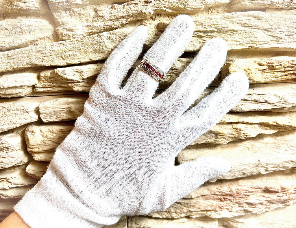 Luxus-Unikat Rubinring „Rubinlicht“ – 585er Gelbgold mit Rubinen & Diamanten