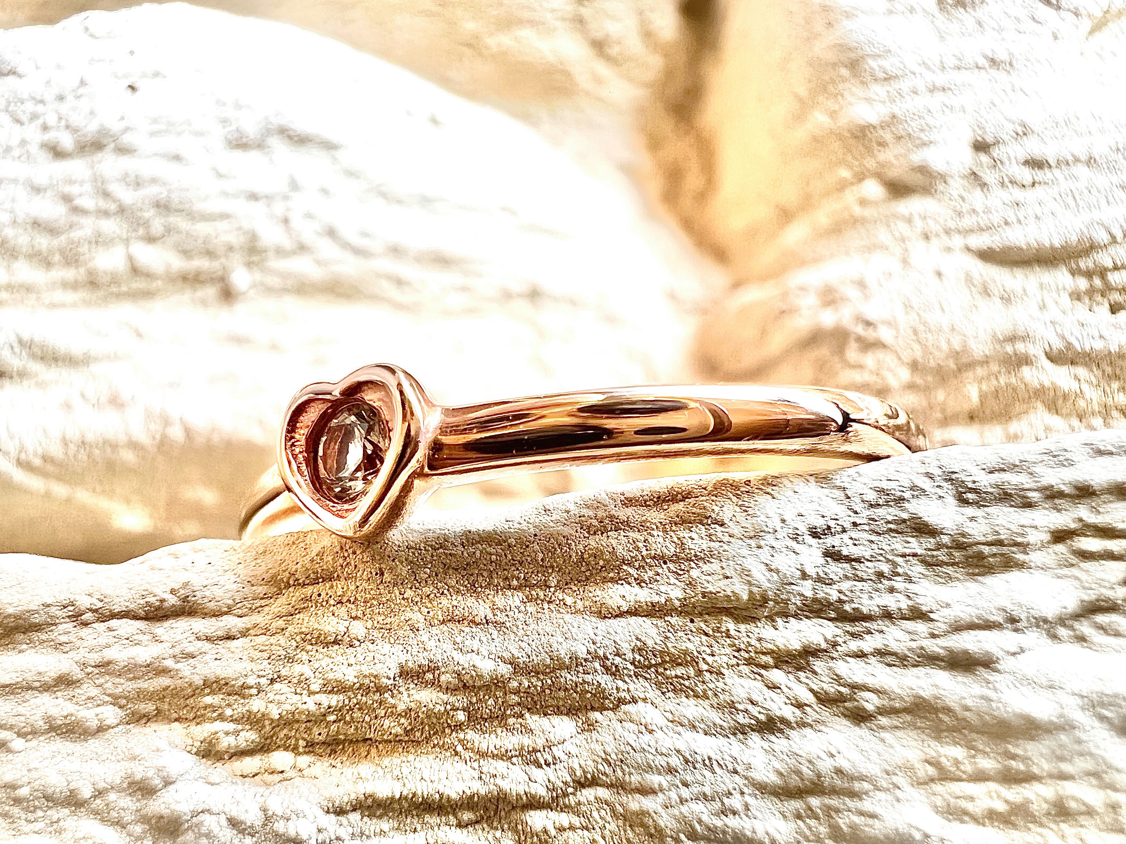 Luxus-Unikat Saphirring / Verlobungsring „Pure Heart“  – 585er Rotgold - Nr. 56 (16) - UNIKAT