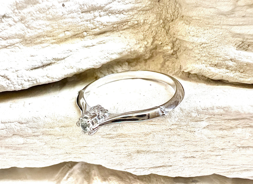 Luxus-Unikat Saphirring / Verlobungsring „Silent Light“  – 585er Weißgold - Nr. 54 (14) - UNIKAT