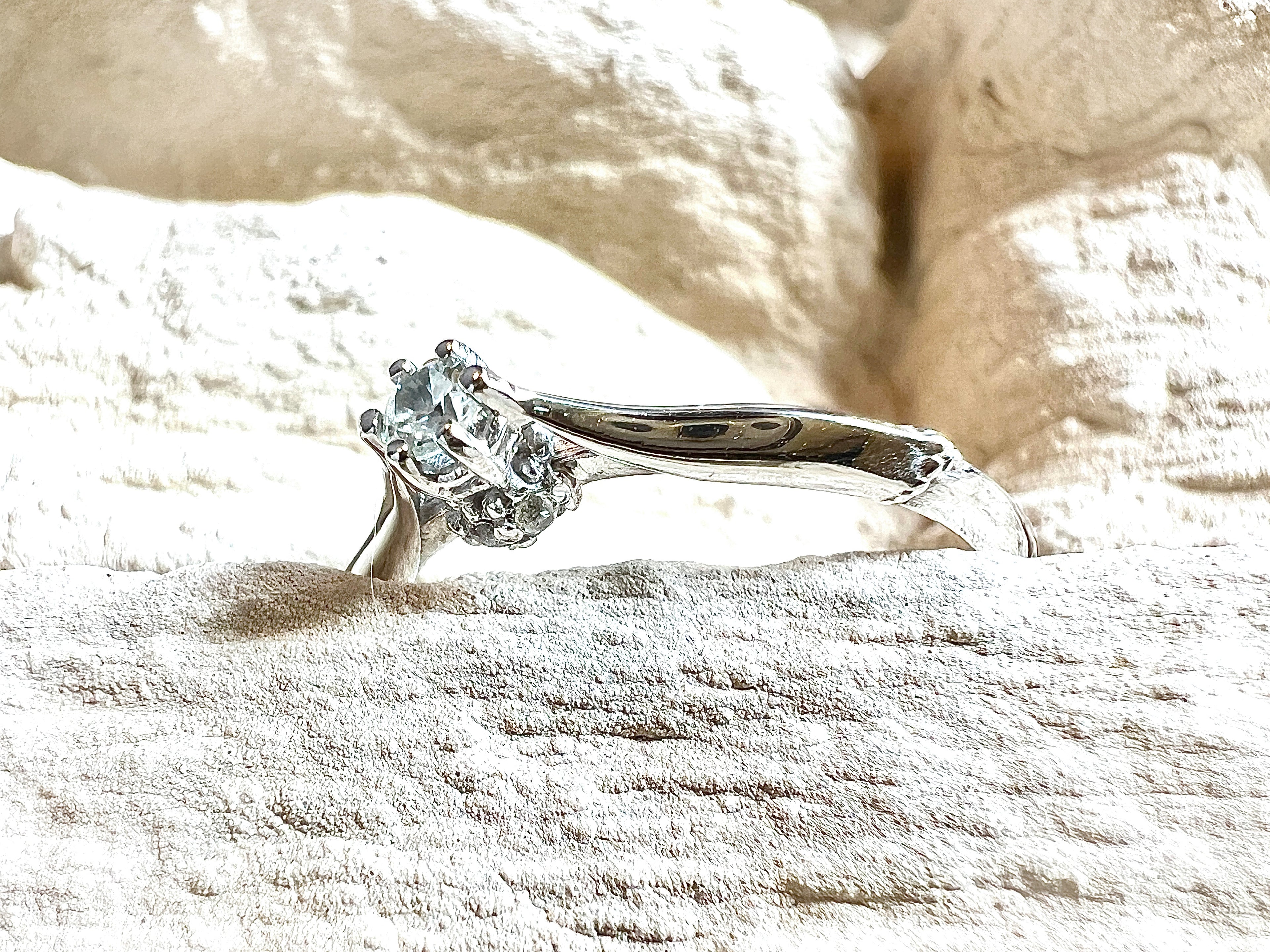 Luxus-Unikat Saphirring / Verlobungsring „Silent Light“  – 585er Weißgold - Nr. 54 (14) - UNIKAT