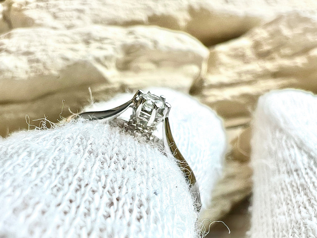 Luxus-Unikat Saphirring / Verlobungsring „Silent Light“  – 585er Weißgold - Nr. 54 (14) - UNIKAT