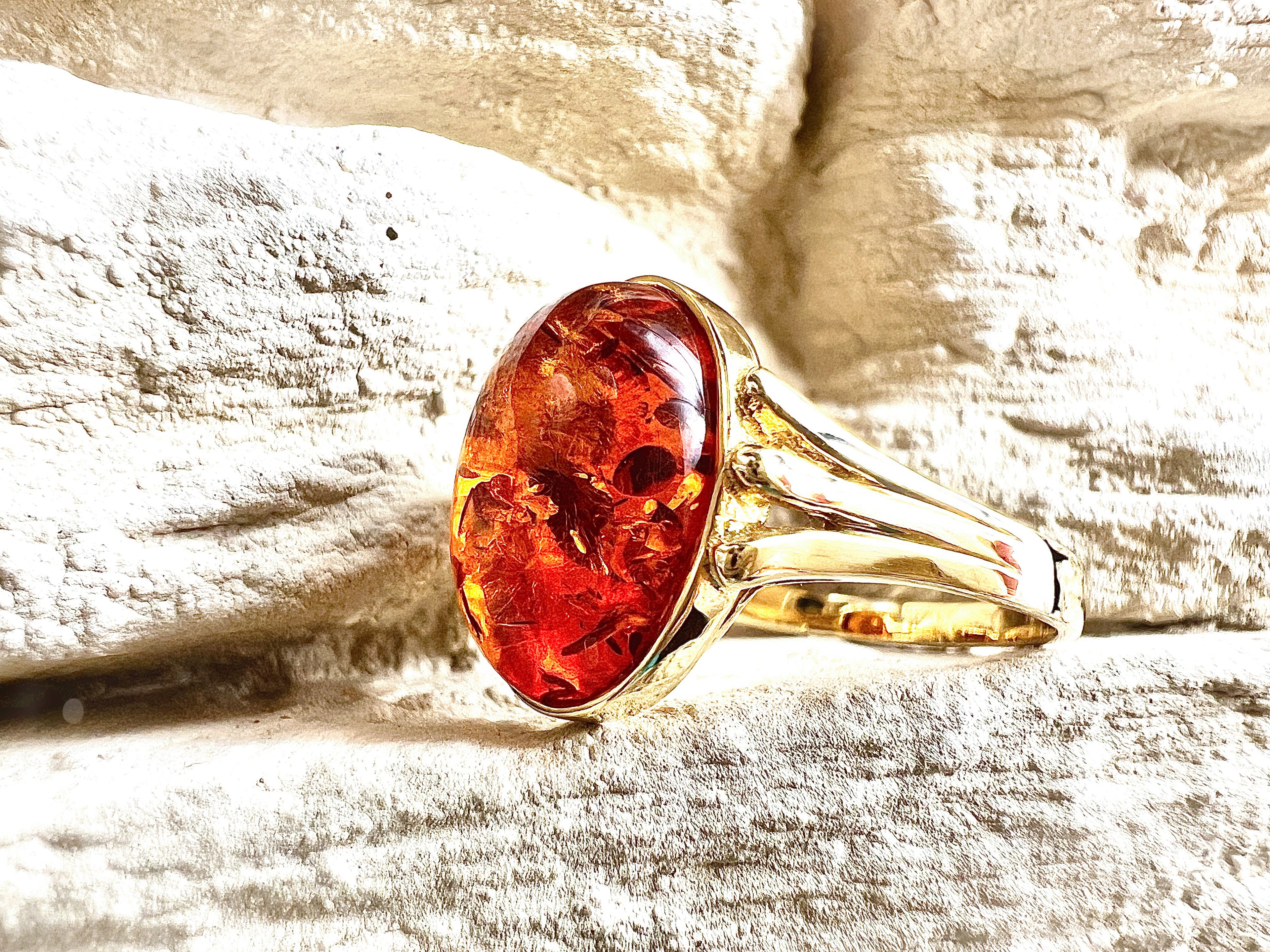 Luxus-Unikat Bernsteinring „Amber Flame"  – 585er Gold - Nr. 54 (14) - UNIKAT