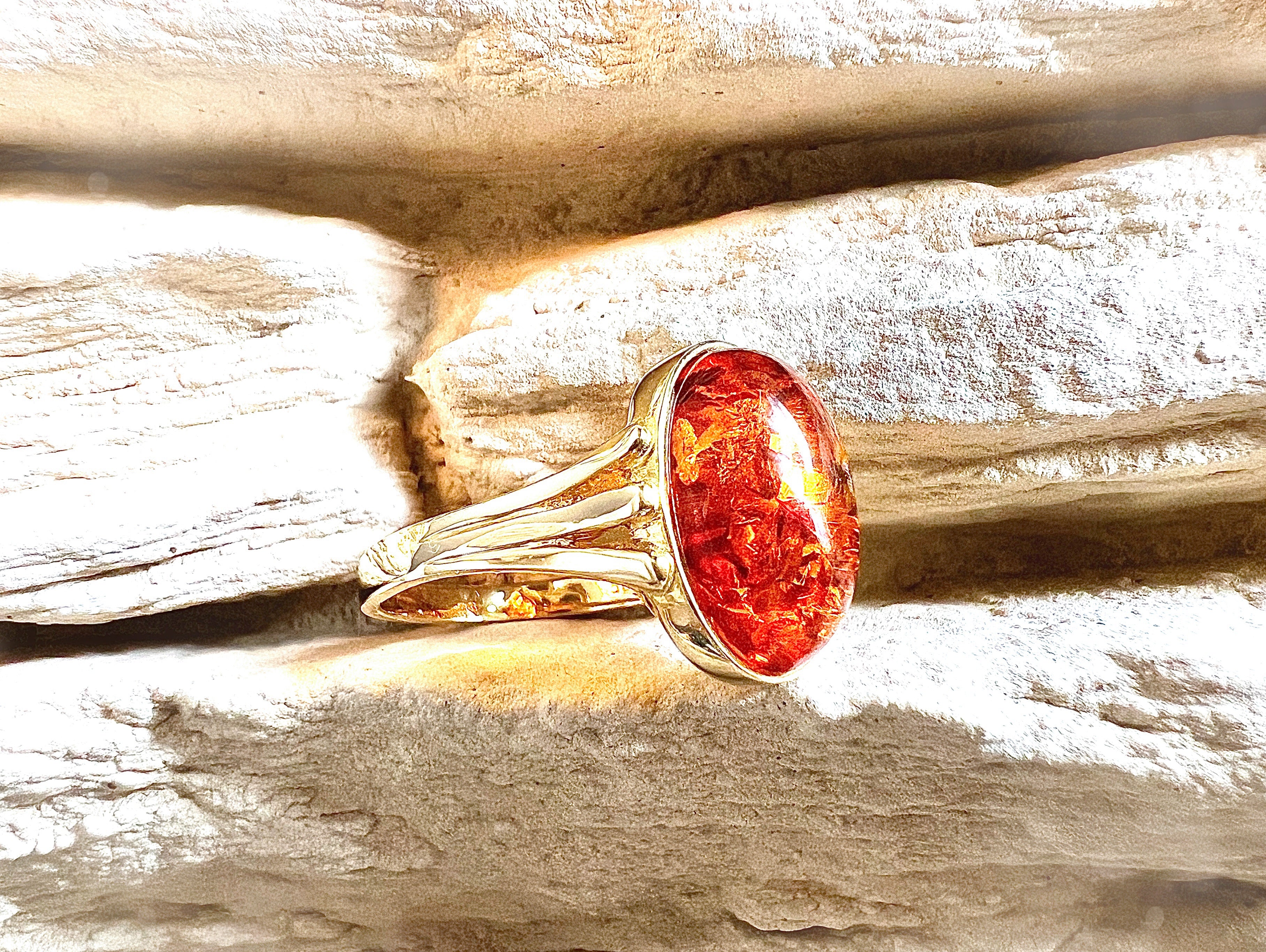 Luxus-Unikat Bernsteinring „Amber Flame"  – 585er Gold - Nr. 54 (14) - UNIKAT